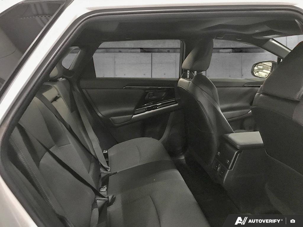 2025 Toyota bZ4X S2501170 | XLE White Edmonton - photo #21