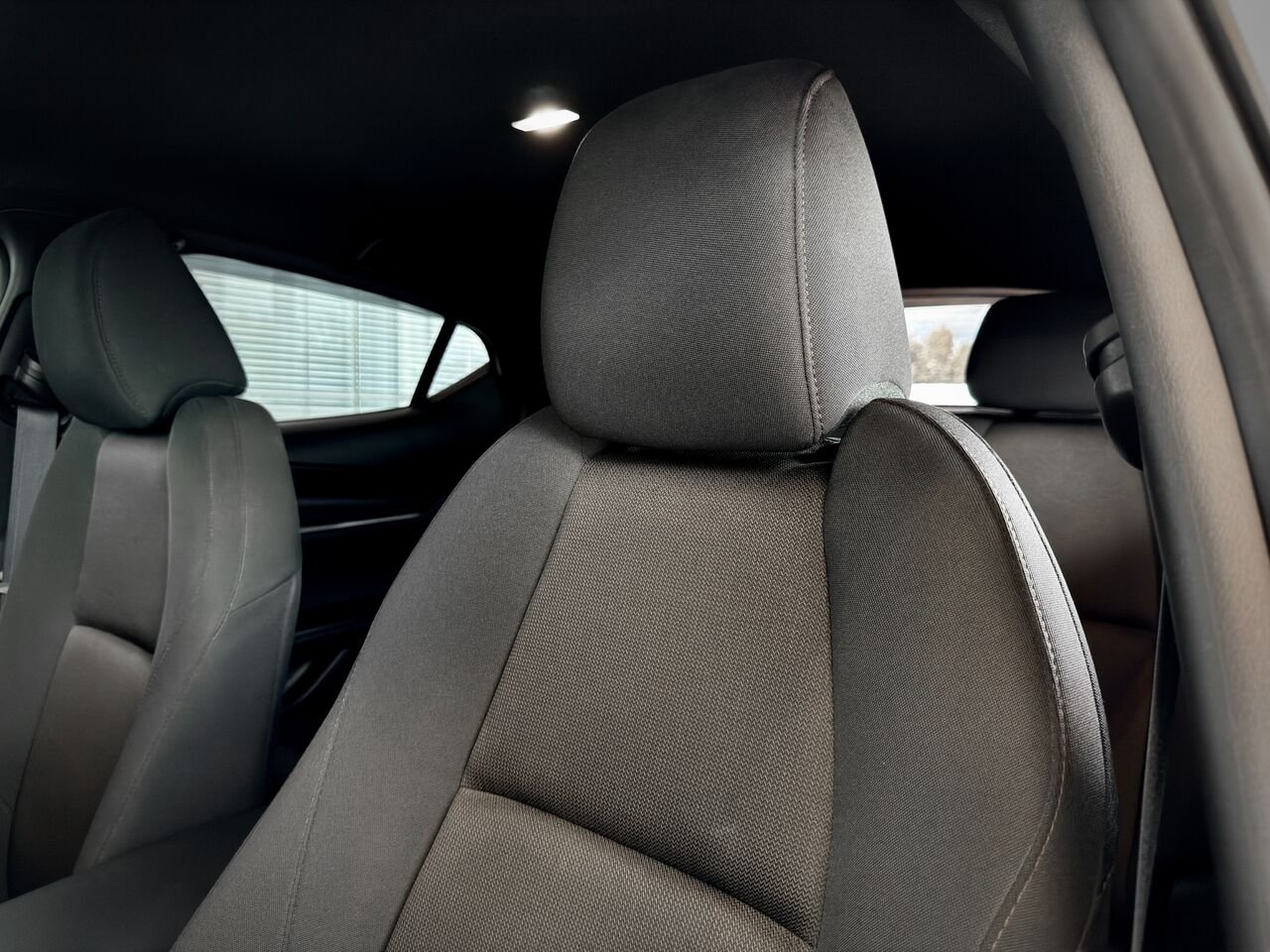 2024 MAZDA MAZDA3 SPORT GX White Notre-Dame-des-Prairies - photo #16