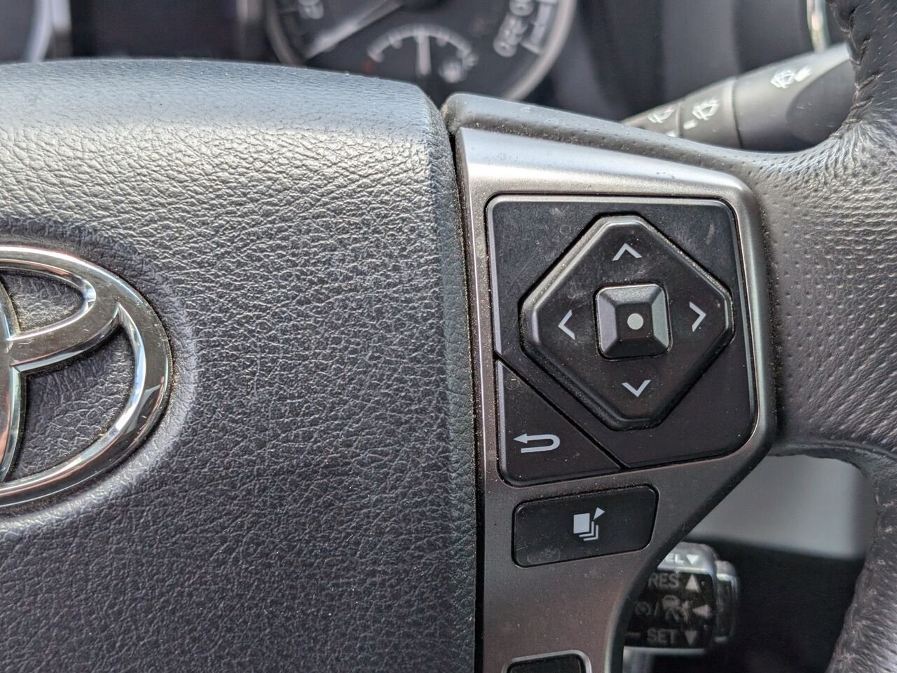 Toyota Tacoma SR5/SIÈGES CHAUFFANTS/CAMÉRA DE RECUL/BLUETOOTH/AC 2019 Bleu Sherbrooke - photo #14