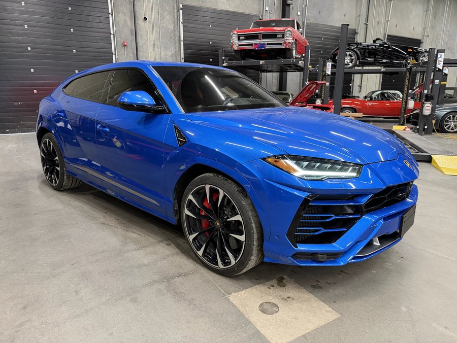 2020 Lamborghini Urus