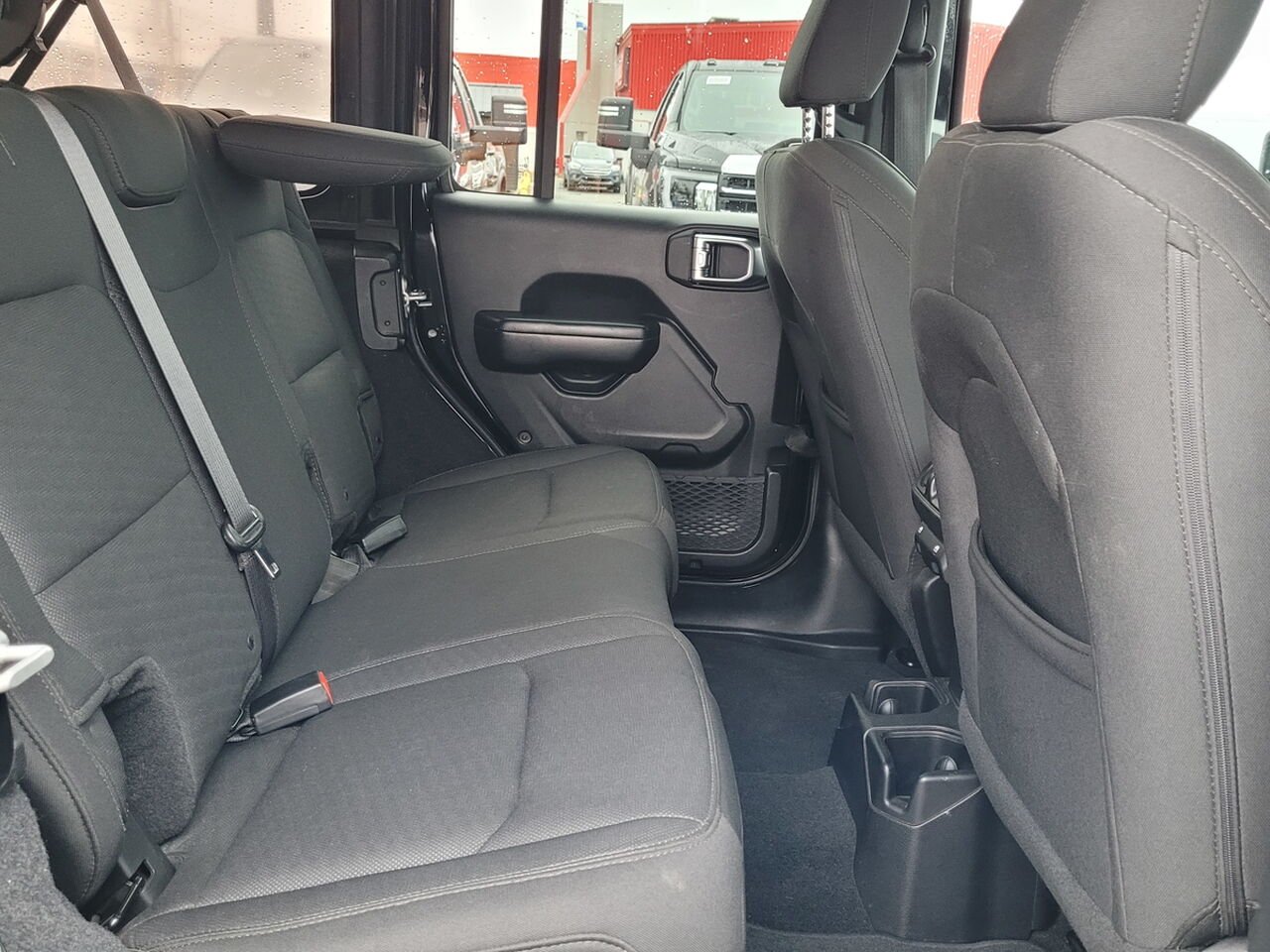 Jeep Wrangler Unlimited Sport 2018 Noir Rouyn-Noranda - photo #21