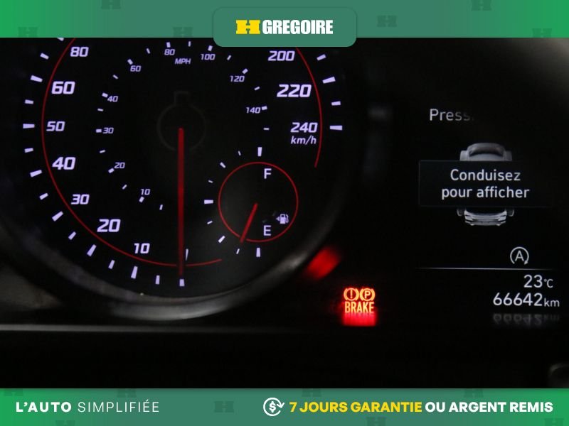 2021 Hyundai Elantra Red Laval - photo #21