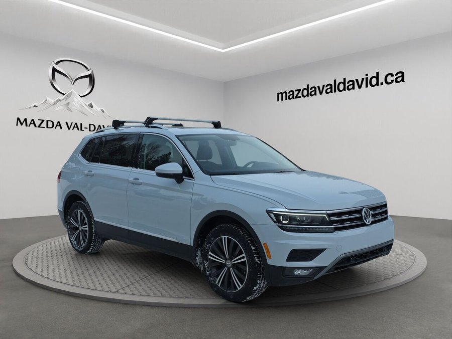 Volkswagen Tiguan Highline 4MOTION, Sièges en cuir Toit ouvrant panoramique, Bluetooth 2018 Gris