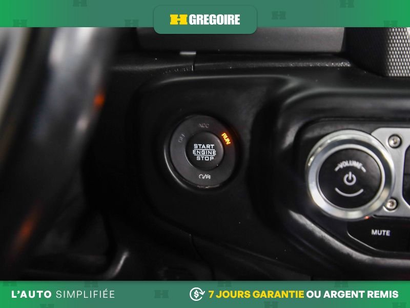Jeep Wrangler 821166 | UNLIMITED SAHARA AUTO A/C MAGS CAM RECUL BLUETOOTH 2021 Gris Laval - photo #16