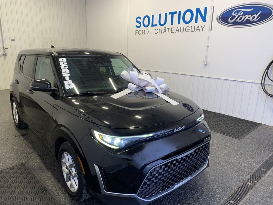 2023 Kia Soul 2023 Black