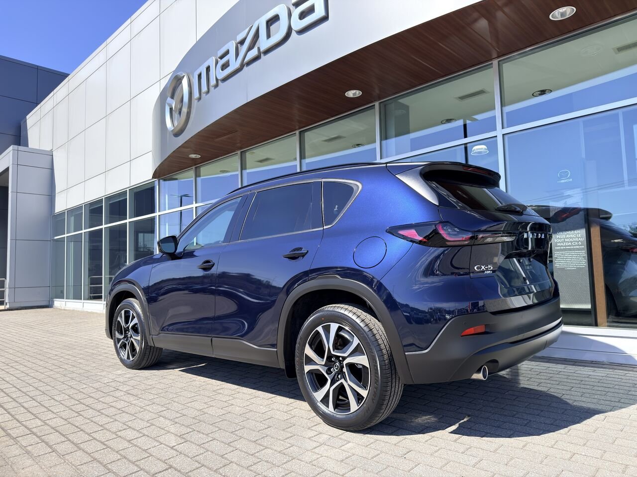 2026 MAZDA CX-5 Navy Blue Mica Notre-Dame-des-Prairies - photo #7