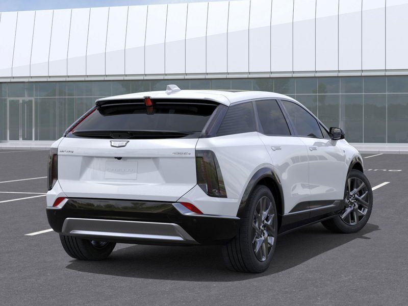 CADILLAC OPTIQ Luxe 4 portes 2026 Blanc éclatant, triple couche