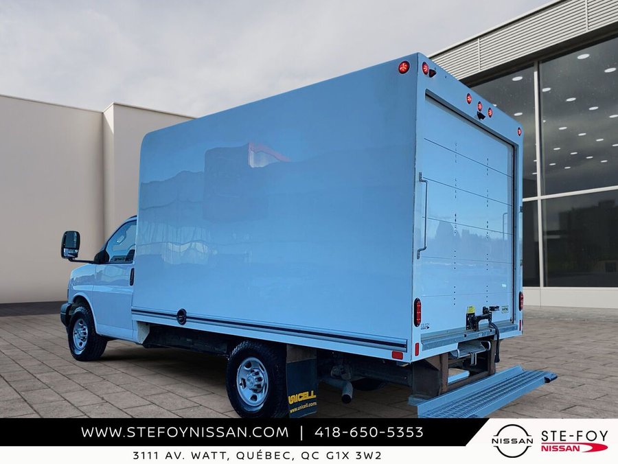 Chevrolet Fourgonnette commerciale tronquée Express S5918 2023 Blanc