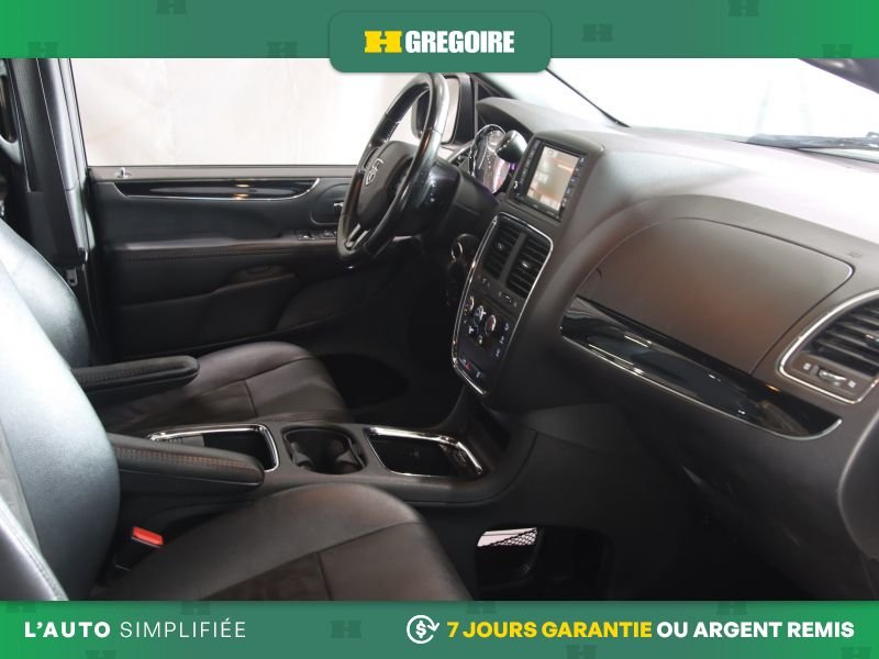 Dodge GR Caravan 821265 | Premium Plus AUTO A/C MAGS CUIR CAM RECUL BLUETOOT 2020 Gris Laval - photo #32