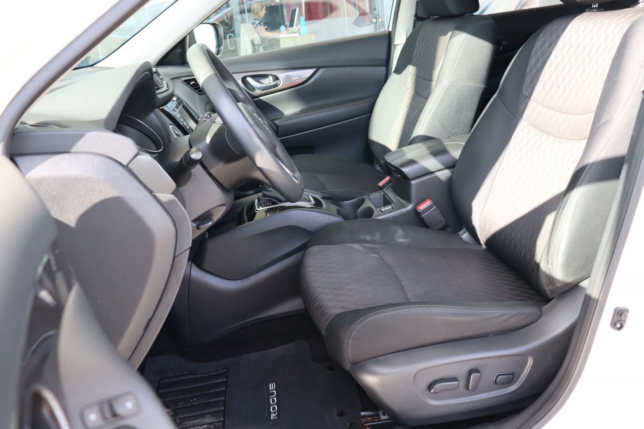 2019 Nissan Rogue VIN 5N1AT2MV8KC722875 White Baie-Comeau - photo #10