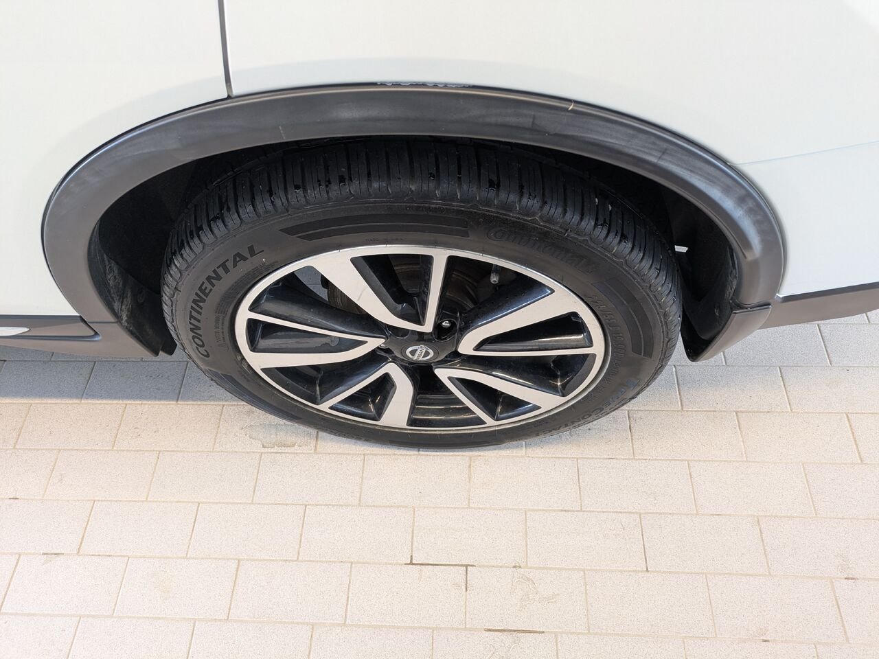 Nissan Rogue 2018 Blanc Gatineau - photo #3