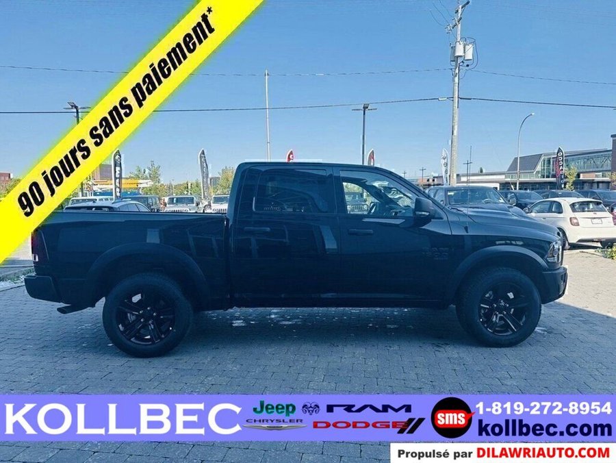 Ram 1500 Classic 2024 Couche nacrée cristal noir étincelant