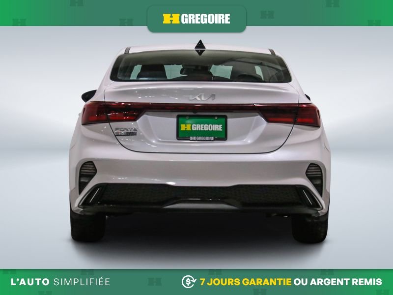 2023 Kia Forte White Laval - photo #7