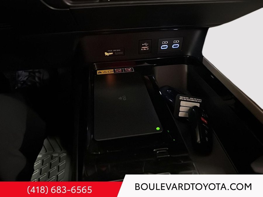 Toyota Camry 2025 2025 Gris