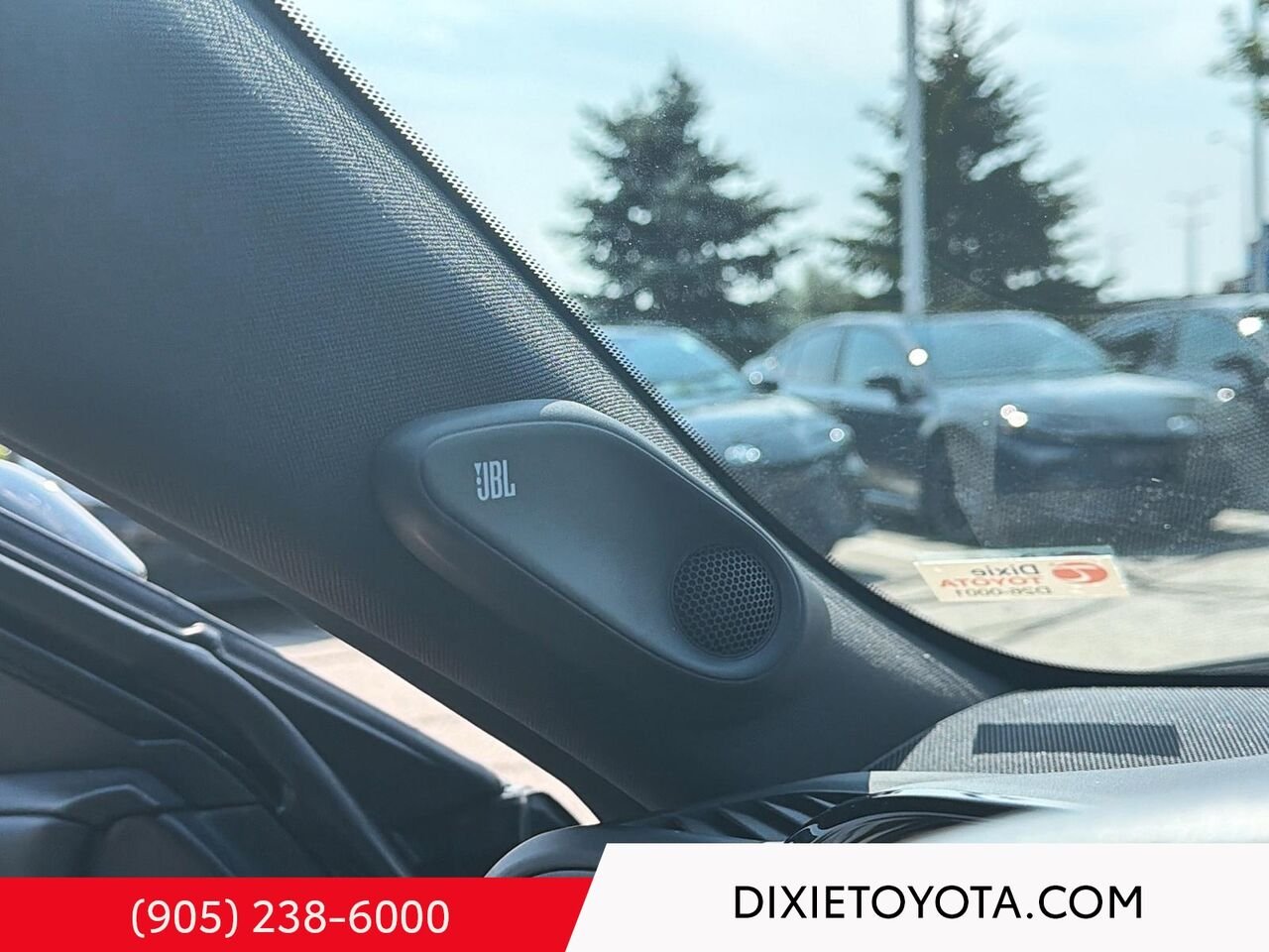 2026 Toyota Crown HYBRID PLATNIUM AWD / CLEAN CARFAX / HEATED AND VENTILATED SEATS / ALLOY WHEELS / CARPLAY AND ANDROID AUTO Mississauga - photo #11