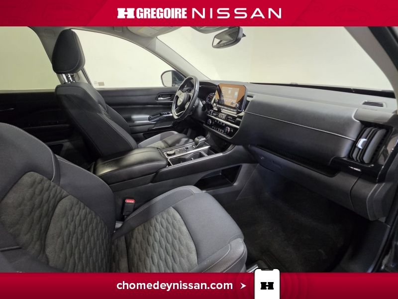 Nissan Pathfinder 2022 Noir Laval - photo #24