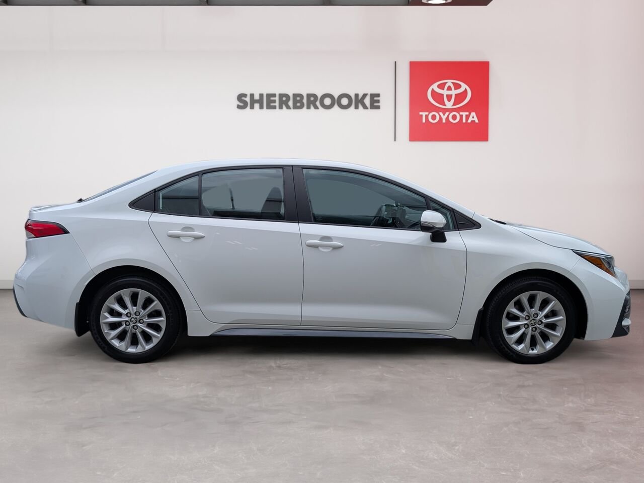 Toyota Corolla SE/SIÈGES CHAUFFANTS/AC/CAMÉRA DE RECUL/BLUETOOTH 2022 Blanc Sherbrooke - photo #3