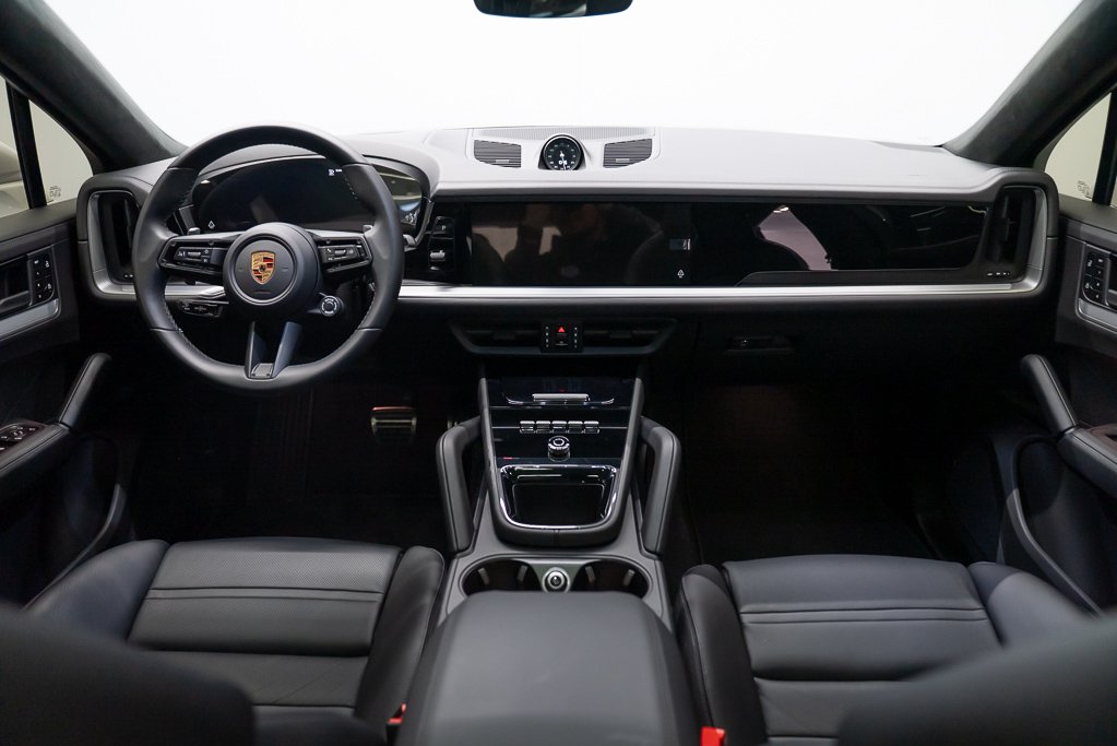 2024 Porsche Cayenne Turbo E-Hybrid Coupe AWD White Kirkland - photo #13