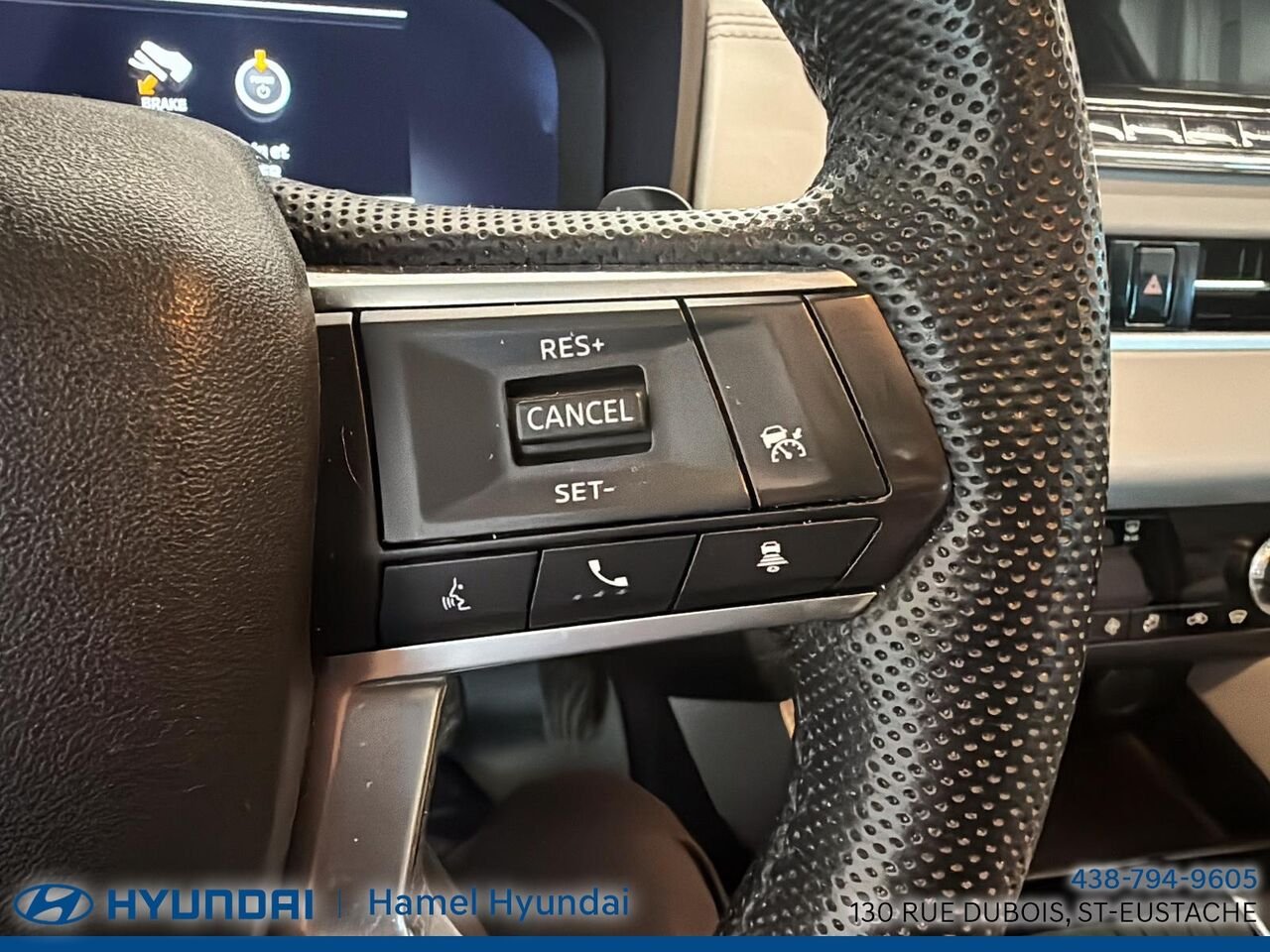Mitsubishi Outlander PHEV 2023 Blanc Saint-Eustache - photo #9