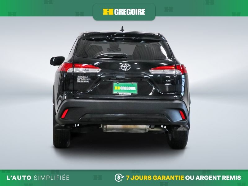 Toyota Corolla 2022 Noir Saint-Eustache - photo #7