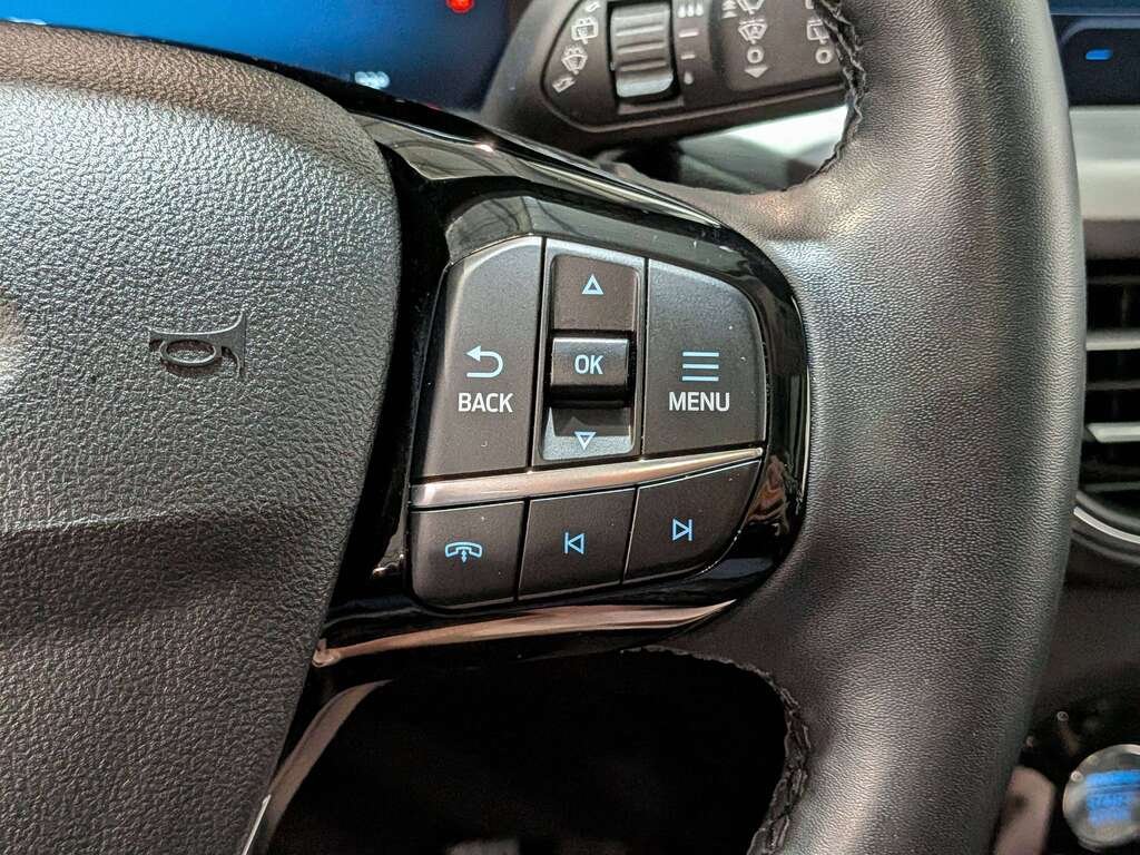 2024 Ford Escape PHEV FWD Black Val-David - photo #17