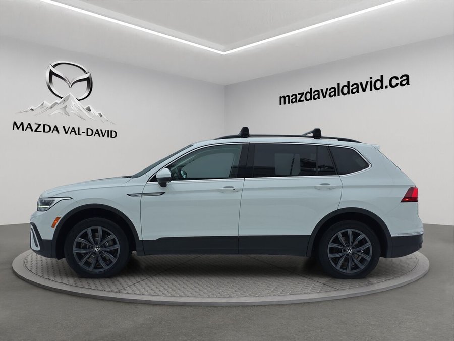 2022 Volkswagen Tiguan Comfortline 4MOTION, Cruise control, Volant chauffant, Apple Carplay White