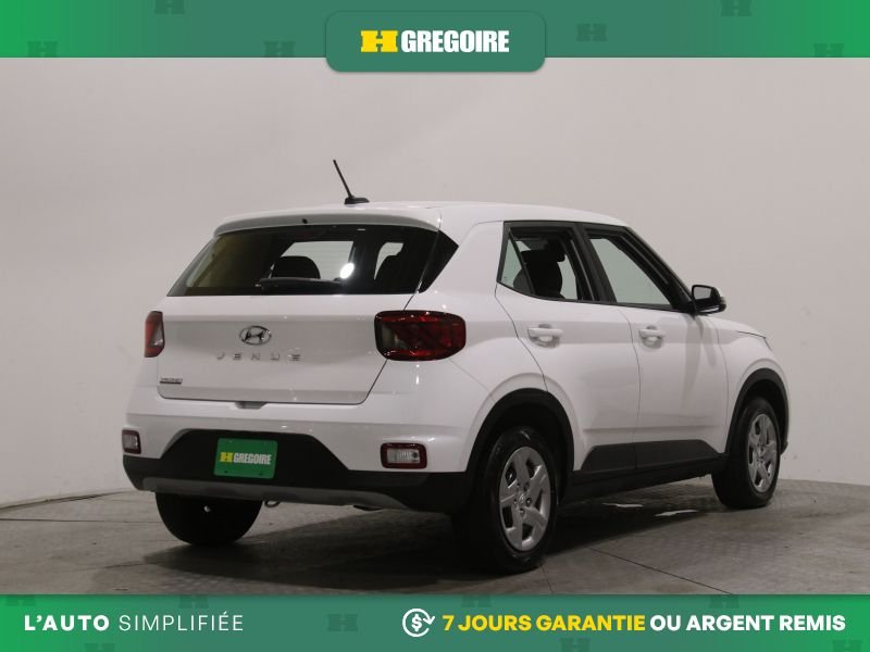 2024 Hyundai Venue White Blainville - photo #8