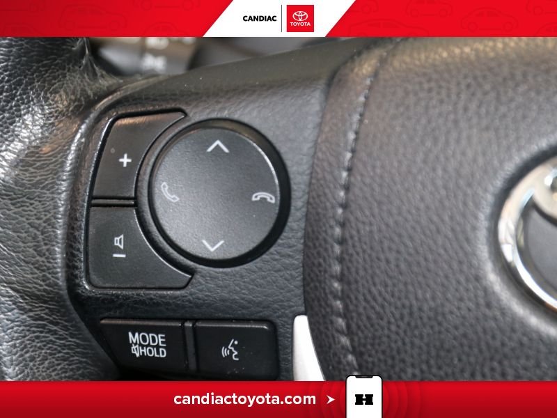 Toyota Corolla 2017 Blanc Saint-Eustache - photo #21