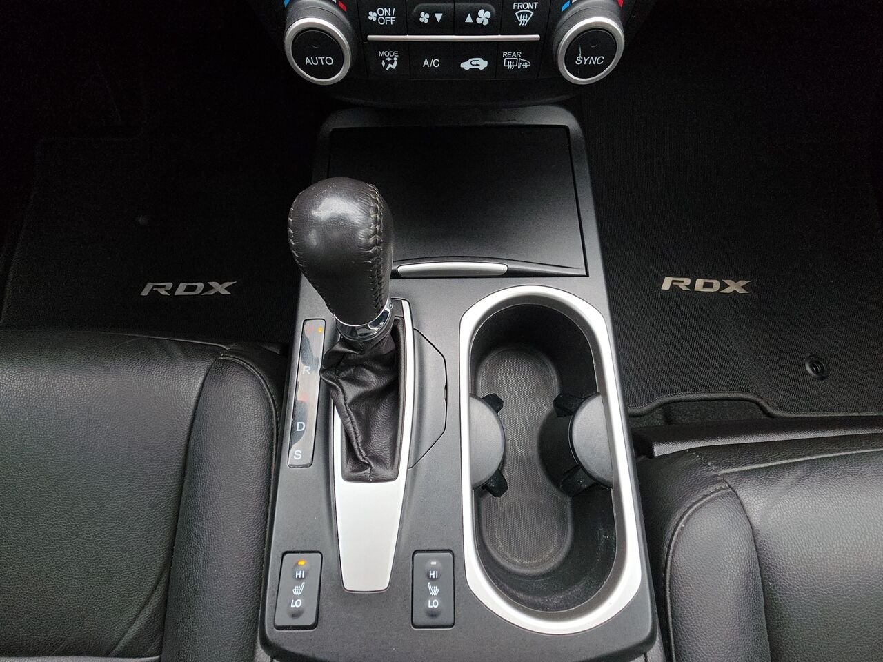 Acura RDX Traction intégrale, 4 portes, toit ouvrant, commande audio au volant, bluetooth 2016 Argent Val-David - photo #10