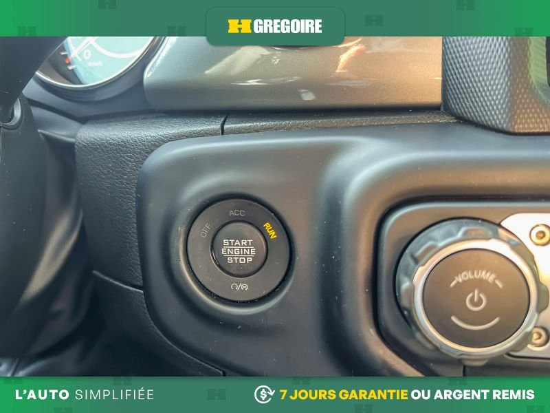 2023 Jeep Wrangler White Laval - photo #26