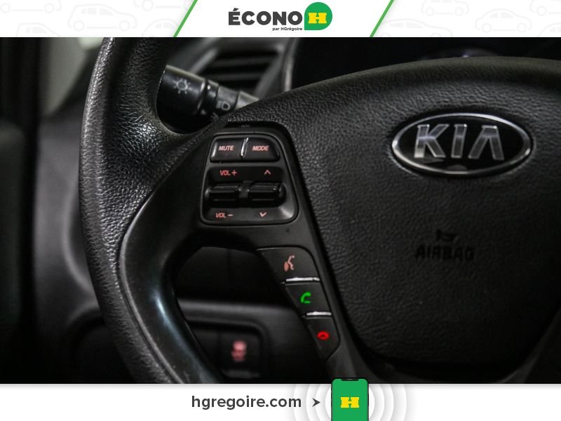 Kia Forte 821159 | LX+ AUTO A/C GR ELECT TOIT BLUETOOTH 2016 Gris Laval - photo #15
