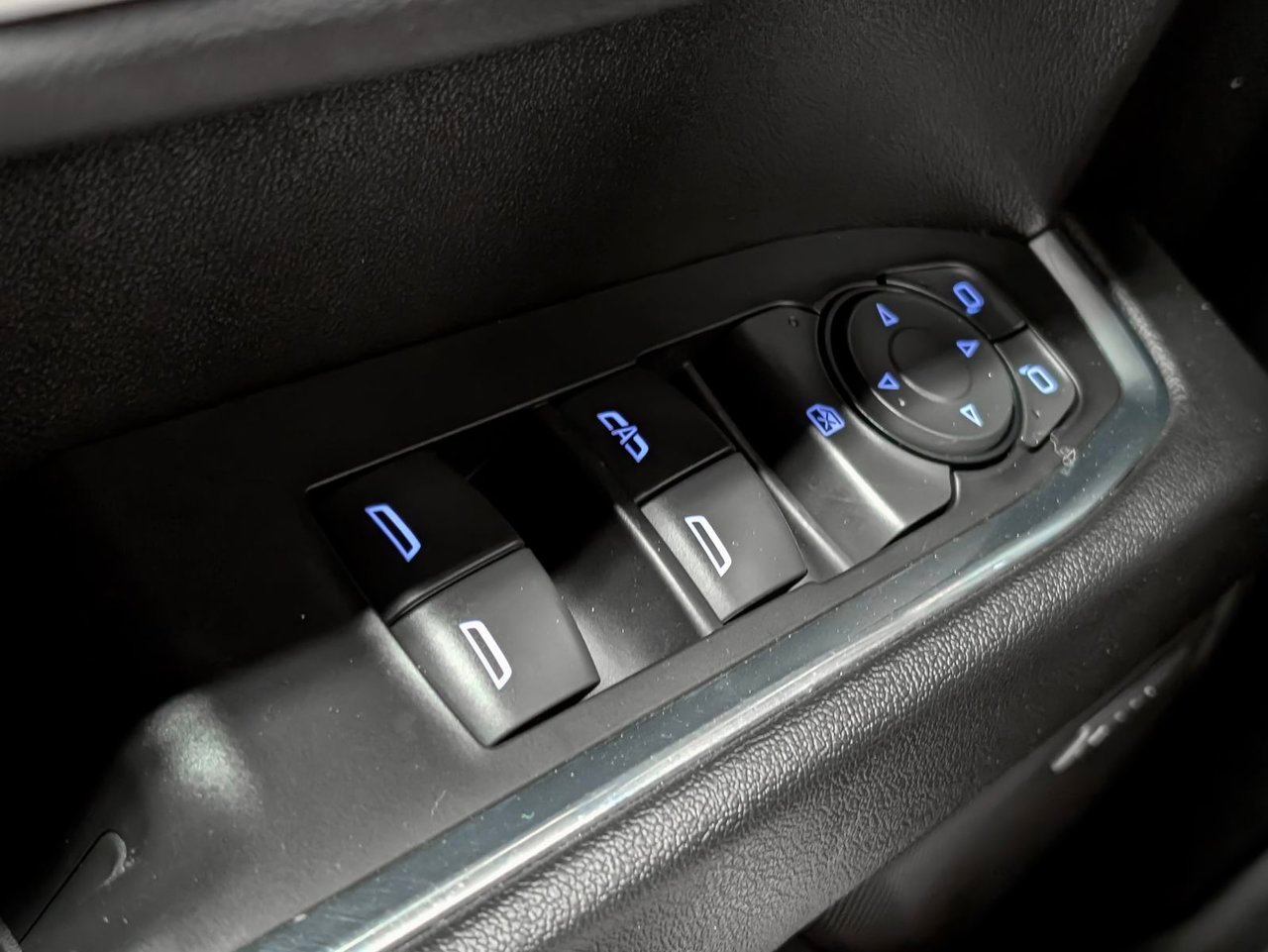 Chevrolet Silverado 1500 LT Trail Boss 2024 NOIR Granby - photo #20