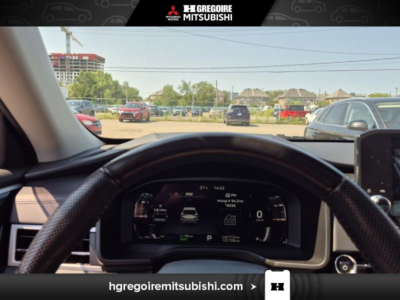 2023 Mitsubishi Outlander Plug-In Hybrid Bronze Blainville - photo #21