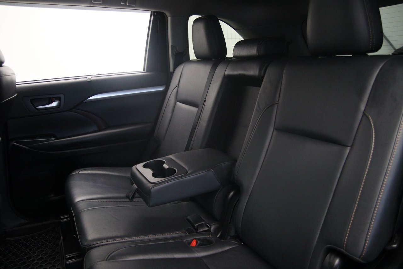 2017 Toyota Highlander XLE Black Baie-Comeau - photo #8