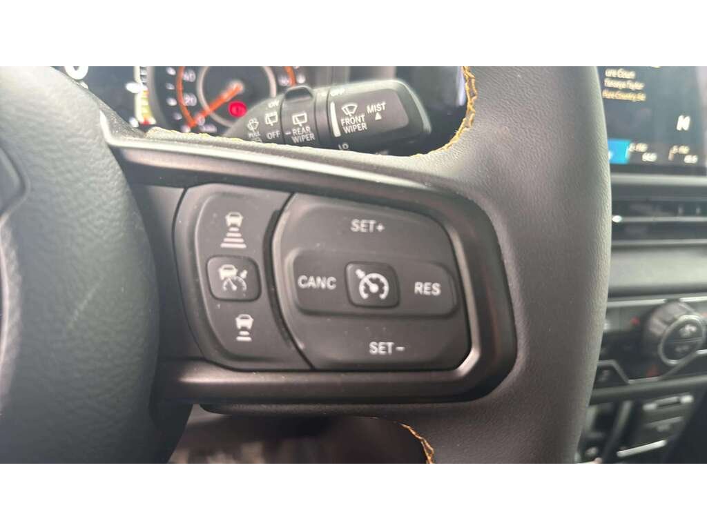 2025 Jeep Wrangler Black Gatineau - photo #13