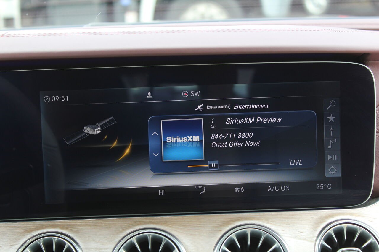 Mercedes-Benz Classe-E VIN: WDD1K6GB4JF060375 2018 Bleu Sainte-Rose - photo #25