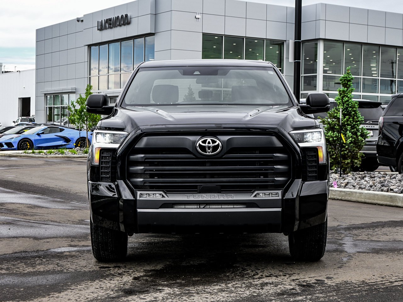 2025 Toyota Tundra 4x4 Crewmax SR Black Sherwood Park - photo #2