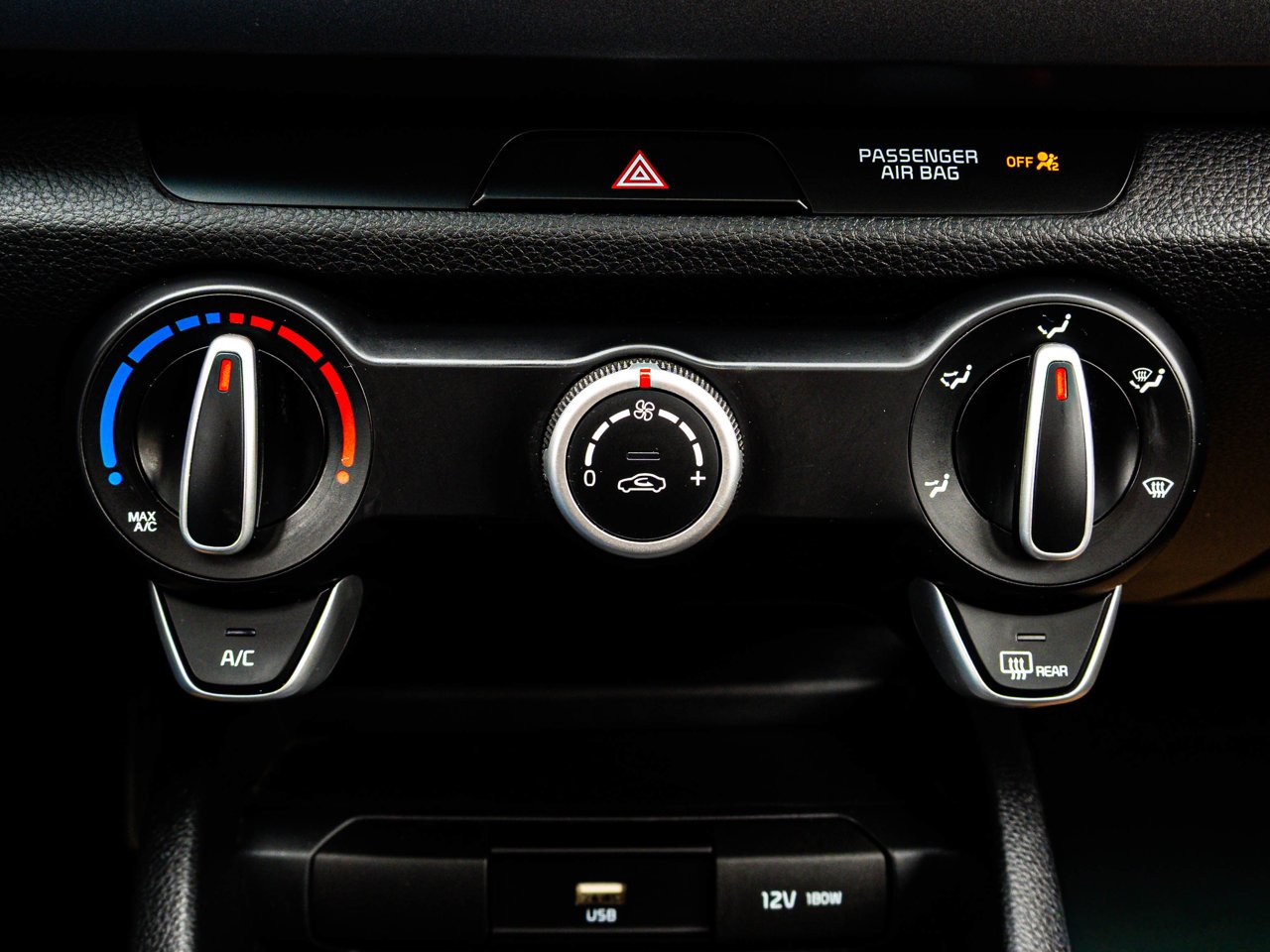 2021 Kia Rio 5-door LX+ IVT Blue Sherwood Park - photo #24