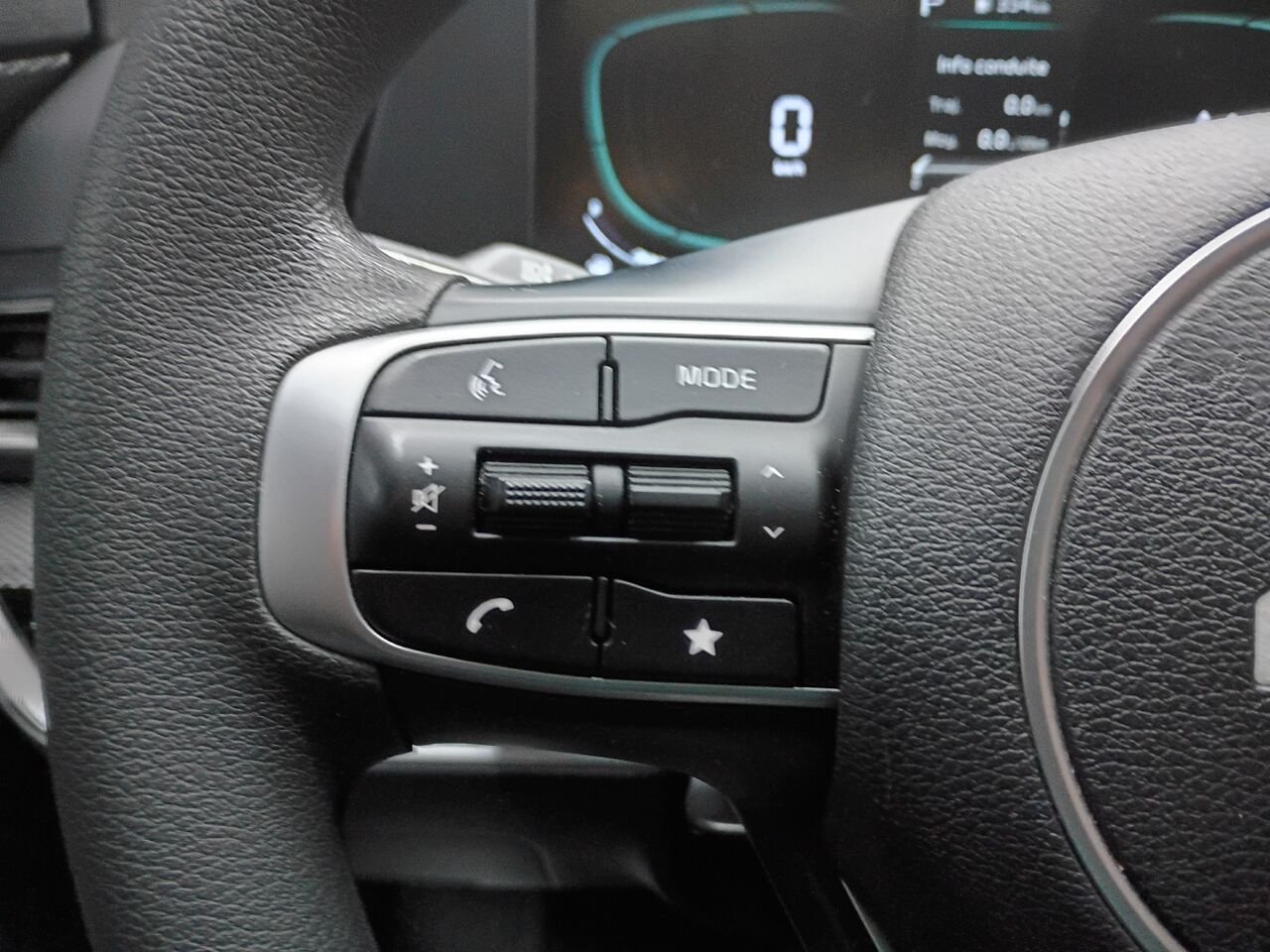 Kia Sportage 2023 Bleu Blainville - photo #21