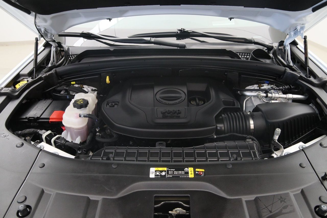 Jeep Grand Cherokee NIV 1C4RJHDG7P8804897 2023 Blanc Baie-Comeau - photo #15