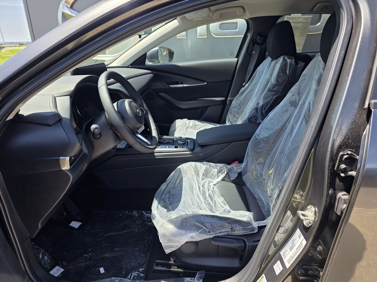 2026 Mazda CX-30 Ceramic Metallic Donnacona - photo #7