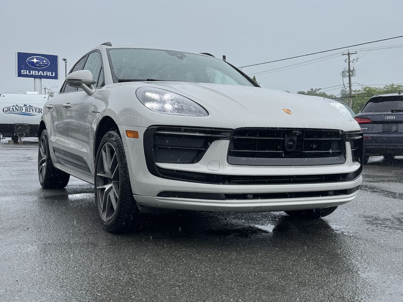 Porsche Macan TI 2024 Gris Granby - photo #8