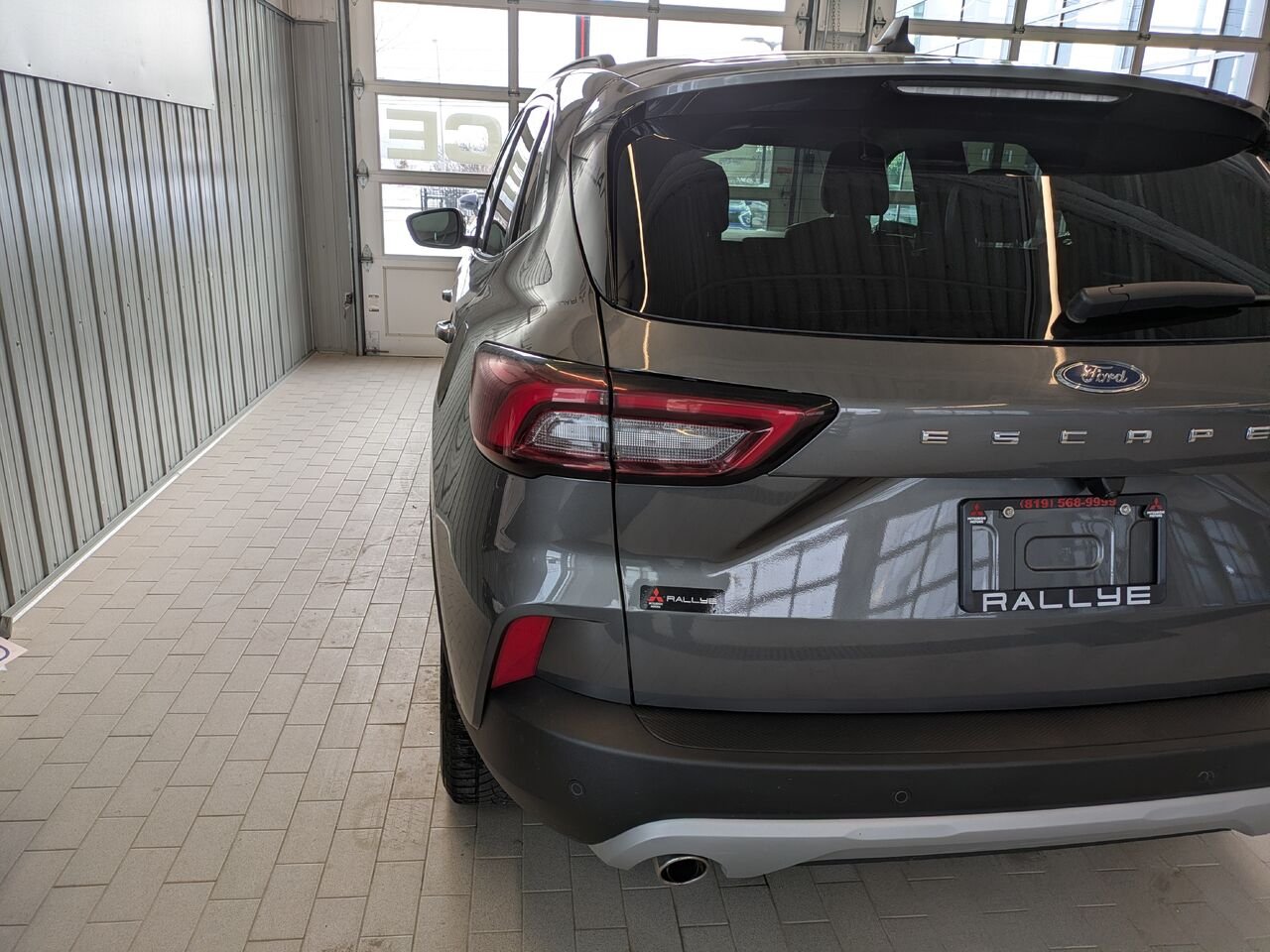 2023 Ford Escape Grey Gatineau - photo #17