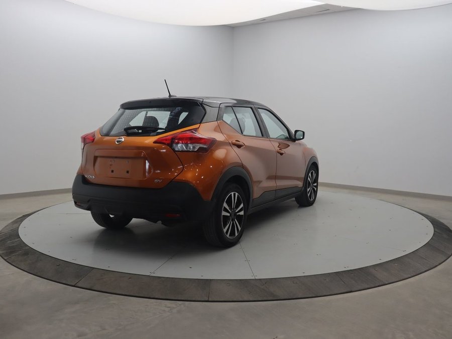 2018 Nissan Kicks 2018 Orange