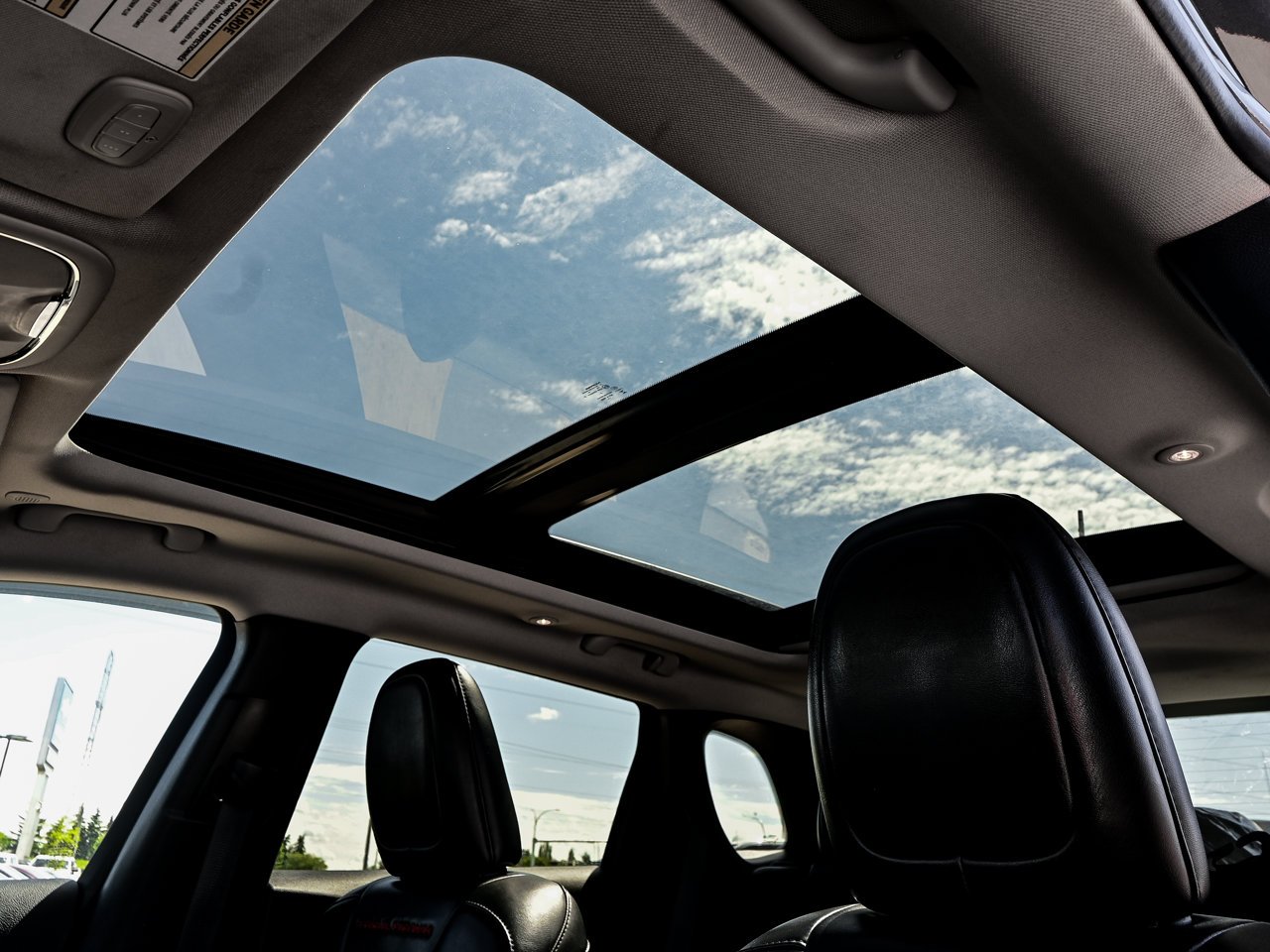 2020 Jeep Cherokee Trailhawk 4x4 Grey Sherwood Park - photo #15