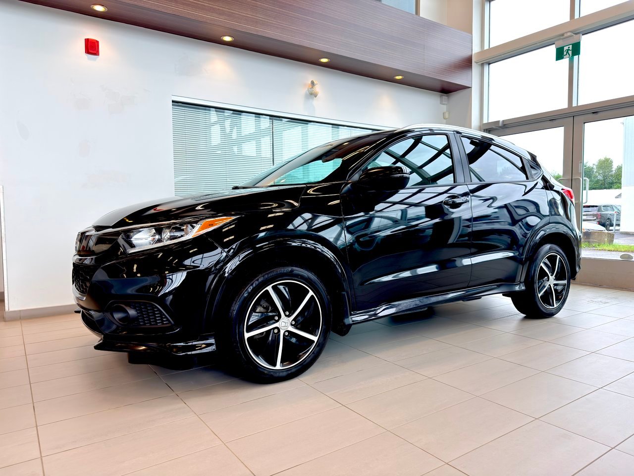 Honda HR-V 2021 Noir Notre-Dame-des-Prairies - photo #1