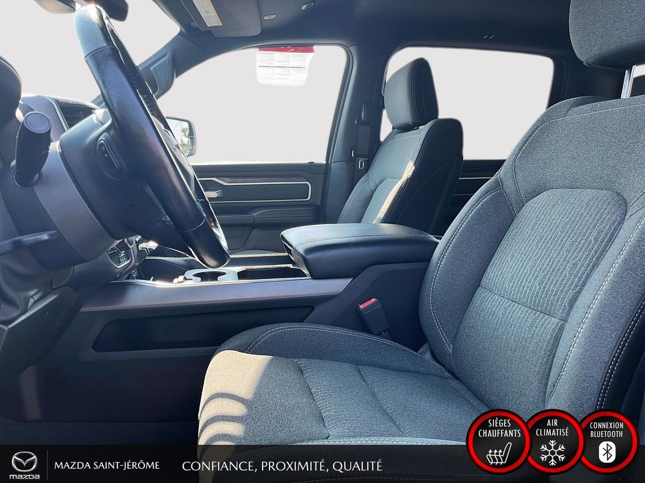 2020 Ram 1500 Grey Saint-Jérôme - photo #18