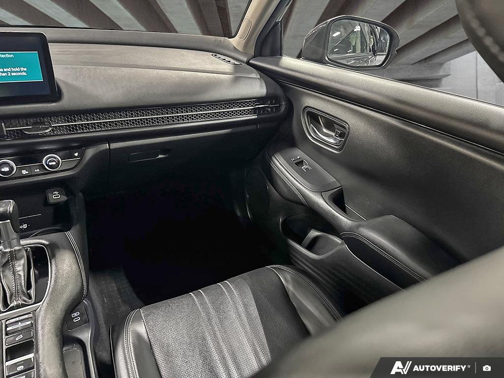 2024 Honda HR-V 2600116A | EX-L Navi gray Edmonton - photo #23
