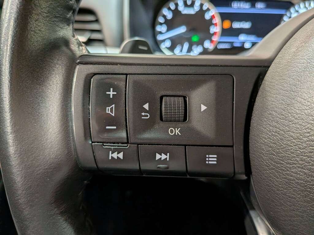 2024 Nissan Rogue AWD S White Val-David - photo #16