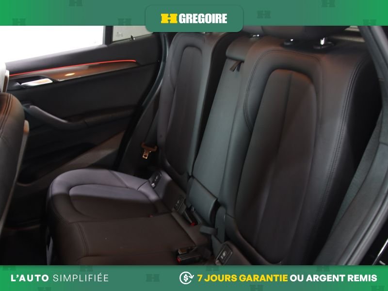 BMW X1 821757 | xDrive28i AWD AUTO A/C MAGS CUIR NAV CAM RECUL BLU 2022 Noir Laval - photo #24